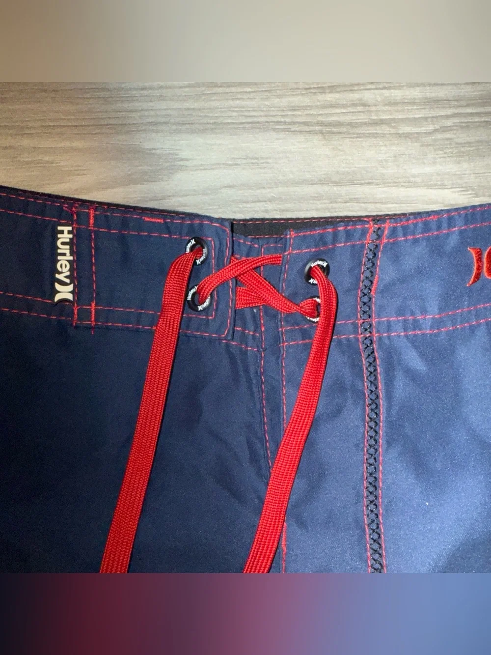 Hurley Men's Navy Blue Boardshorts with Red Accents size 32